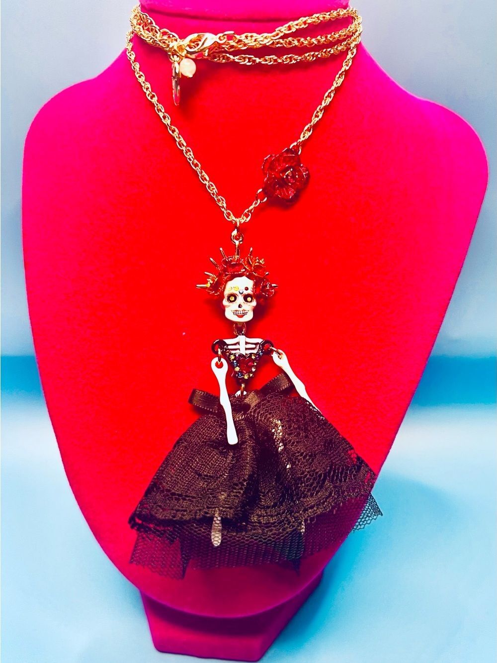 Betsey Johnson Sugar Skull Bride Skeleton Doll Pendant Necklace. NWT